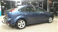 Ford Focus - 1.6-16V Futura