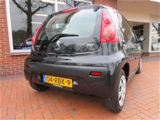 Peugeot 107 - 1.0-12V XS 5-drs airco. Eerste eigenaar