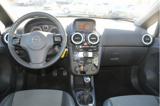 Opel Corsa - 1.3 CDTi EcoFlex S/S Cosmo Euro 5 airco, radio cd speler, cruise control, elektrische r - 1