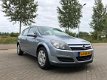 Opel Astra - 1.6 Essentia - 1 - Thumbnail