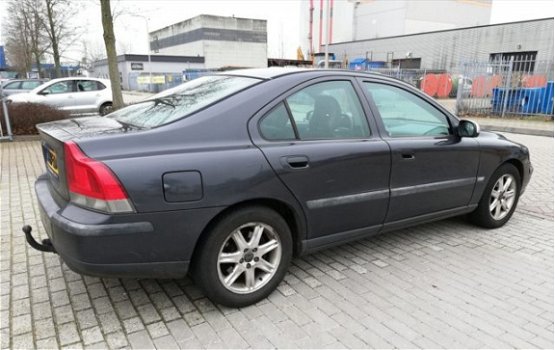 Volvo S60 - 2.4 Edition - 1