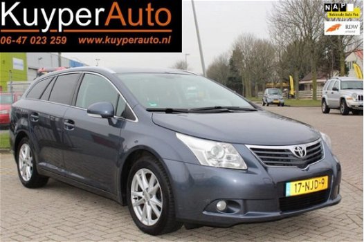 Toyota Avensis Wagon - 2.2 D-4D Business clima /navi/garantie/compleet - 1