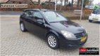 Opel Astra - 1.4 Essentia - 1 - Thumbnail