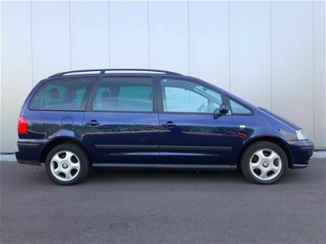 Seat Alhambra - 2.0 TDI Ecomotive - 1