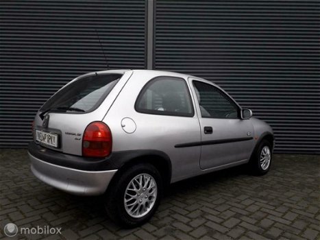 Opel Corsa - B 1.2 AUTOMAAT NW APK NAP LAGE KM DAK LELIJK - 1