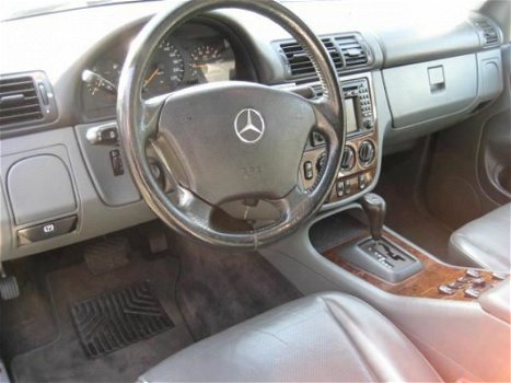 Mercedes-Benz M-klasse - 320 leer, schuifdak, command systeem, Youngtimer - 1