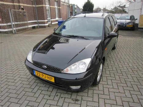 Ford Focus Wagon - 1.8 TDdi Futura Leder Interieur, Airco.Navigatie Motor slaat niet aan - 1