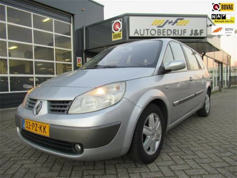 Renault Grand Scénic - 2.0-16V Privilège Luxe AIRCO / 7PERS - 1