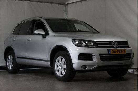 Volkswagen Touareg - 3.0 V6 TDi Highline 240pk Automaat - 1