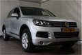 Volkswagen Touareg - 3.0 V6 TDi Highline 240pk Automaat - 1 - Thumbnail