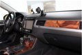 Volkswagen Touareg - 3.0 V6 TDi Highline 240pk Automaat - 1 - Thumbnail