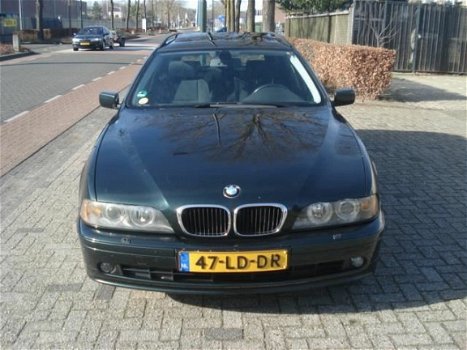 BMW 5-serie Touring - 520i Edition Automaat - 1