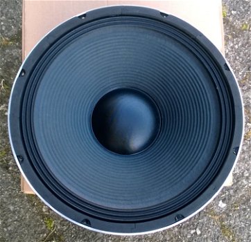 Woofer 15 inch, 400 Watt 4 of 8 Ohm - 0