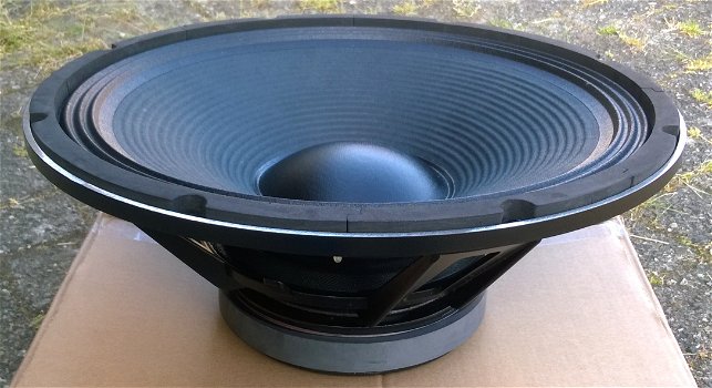 Woofer 15 inch, 400 Watt 4 of 8 Ohm - 3