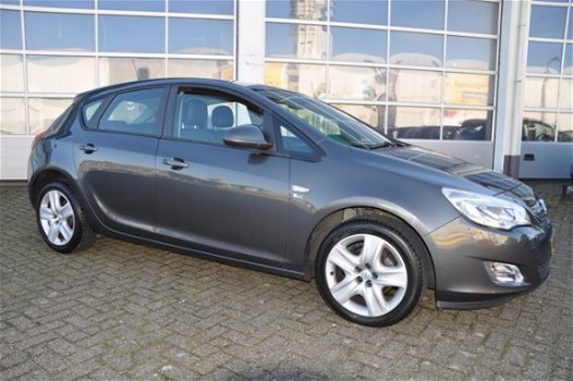 Opel Astra - 1.4 