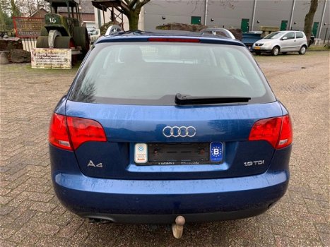 Audi A4 Avant - 1.9 TDI Advance - 1