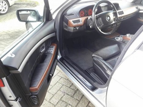 BMW 7-serie - 745d High Executive soft-close, mat lijsten, zijgordijnen, interface, topstaat - 1