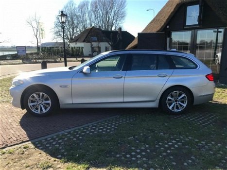 BMW 5-serie Touring - 525d Executive in nieuw staat - 1