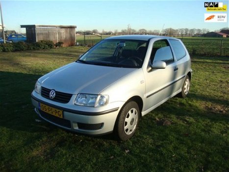 Volkswagen Polo - 1.4 Trendline Stuurbekrachtiging - 1