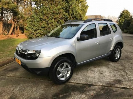 Dacia Duster - 1.6 Lauréate 4WD, Airco, NAP, Zeer nette auto - 1