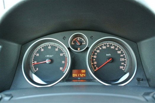 Opel Astra - 1.6 16V 5-DRS Temptation 41.000 km - 1
