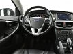 Volvo V40 - 2.0 D3 5-CILINDER SUMMUM + LEDER / XENON / NAVIGATIE / CAMERA - 1 - Thumbnail