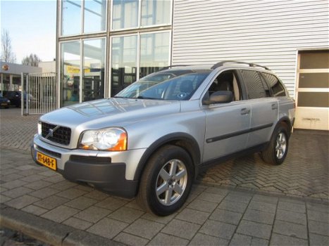 Volvo XC90 - 2.5 T Young Timerl 7 Persoons l Automaat l Trekhaak - 1