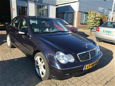 Mercedes-Benz C-klasse - 180 Elegance YOUNGTIMER/ Navi/ Cruise