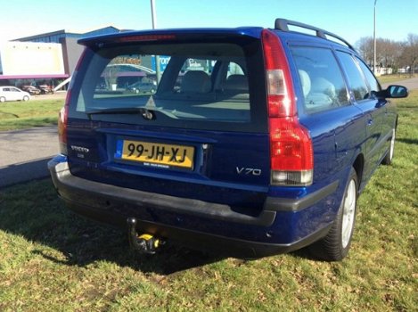 Volvo V70 - 2.4 OCEAN RACE 170 PK LEER NAP APK YOUNGTIMER - 1