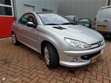 Peugeot 206 CC - 2.0-16V Leuke Auto