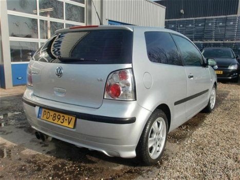 Volkswagen Polo - 1.2-12V SPECIAL - 1