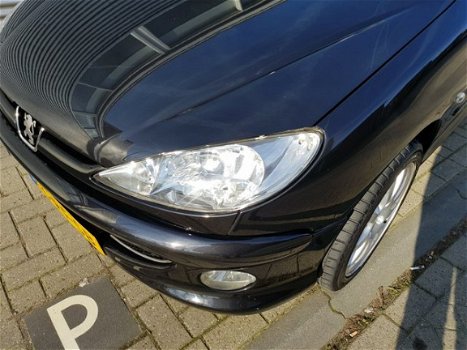 Peugeot 206 CC - 2.0-16V Leder | Airco Rijklaarprijs - 1