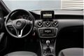 Mercedes-Benz A-klasse - 180 Ambition Stoelverwarming, parkeersensoren voor en achter - 1 - Thumbnail