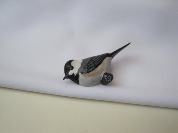 Broche houten mus/mees vogel 4.1x2.1 cm. - Afbeelding 5