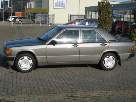 Mercedes-Benz 190-serie - 2.0 D - 1