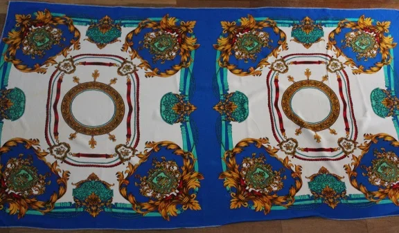 Kleurrijke sjaal cq omslagdoek - nr. 1