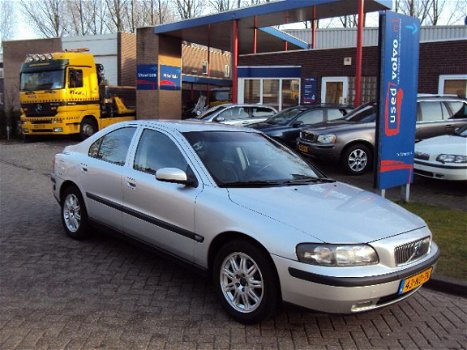 Volvo S60 - LPG-3 2.4 140PK - 1