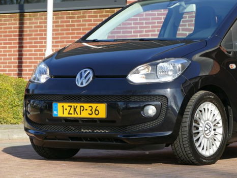 Volkswagen Up! - 1.0 high up met Executive pakket, cruise-control, parkeersensoren 5 deurs - 1