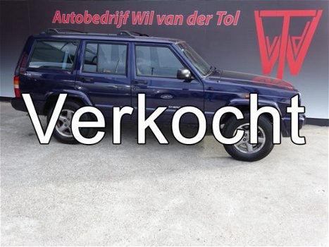 Jeep Cherokee - 4.0i CLASSIC | 4X4 | AIRCO | CRUISE | TREKHAAK | LPG-3 | YOUNGTIMER | ALL-IN - 1