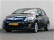 Toyota Auris - 1.8 Full Hybrid Dynamic Business / ECC / NAVIGATIE / KEYLESS ENTRY / CRUISE / BLUETOO - 1 - Thumbnail