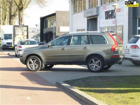 Volvo XC90 - 2.4 D5 Summum dealer onderhouden auto apk tot 26-08-2020 - 1