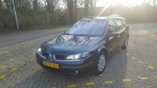 Renault Laguna Grand Tour - 2.2 dCi Privilège