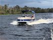 Suntracker 18 DLX party barge - 1 - Thumbnail