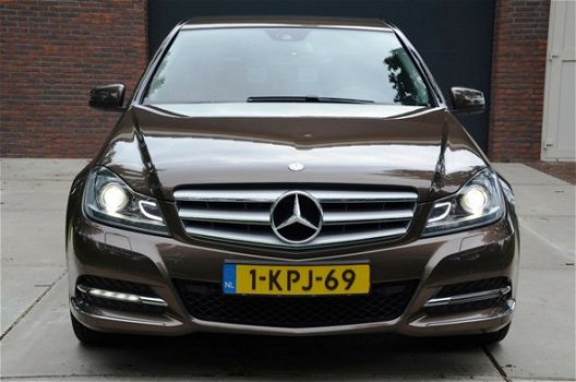 Mercedes-Benz C-klasse - 180 CDI Ambition Avantgarde Xenon/Navi/Pdc/Ecc/Lee r/Cr-Controle/Lmv - 1