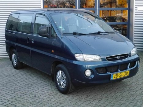 Hyundai H 200 - 2.4 GL 7seater Satelitte 133000KM FISCAAL VRIENDELIJK - 1