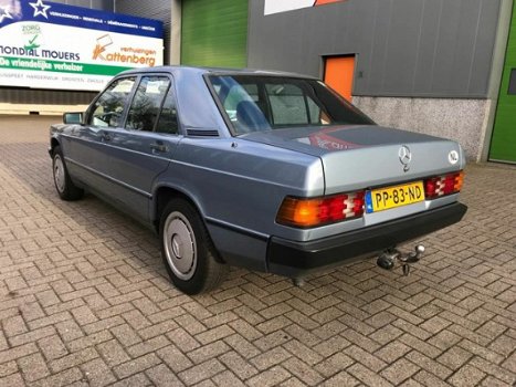 Mercedes-Benz 190-serie - 2.5 D Automaat / 1e eigenaar / Dealer onderhouden - 1