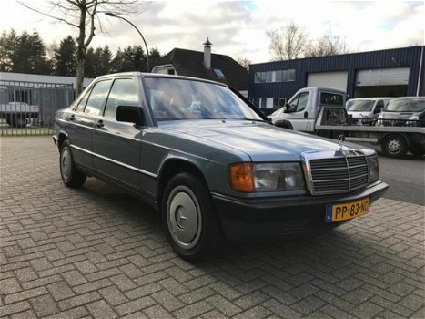 Mercedes-Benz 190-serie - 2.5 D Automaat / 1e eigenaar / Dealer onderhouden - 1