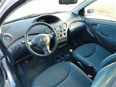 Toyota Yaris - 1.0 VVT-i - Airco - Zeer Nette Auto