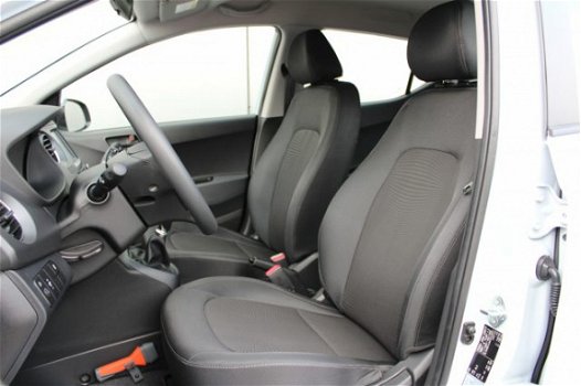 Hyundai i10 - 1.0i Comfort | Cruise control | Bluetooth | USB | Airco | LED | - 1