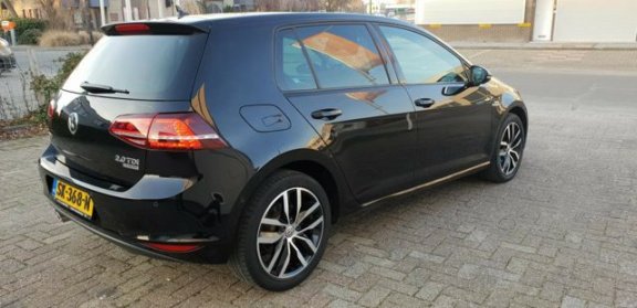 Volkswagen Golf - 2.0 TDI 150pk Highline - 1